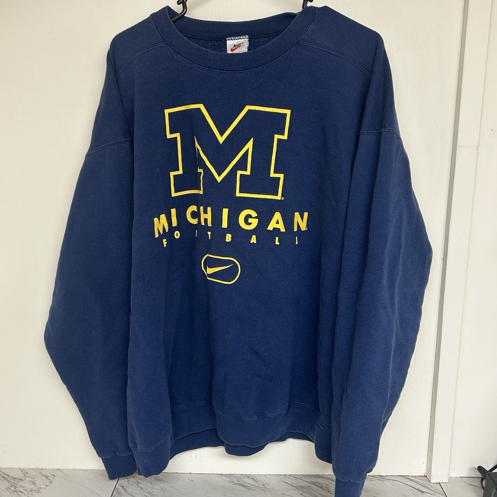 Vintage Nike Team Sports Michigan Football Crewneck Sweater Navy Blue Men XL USA